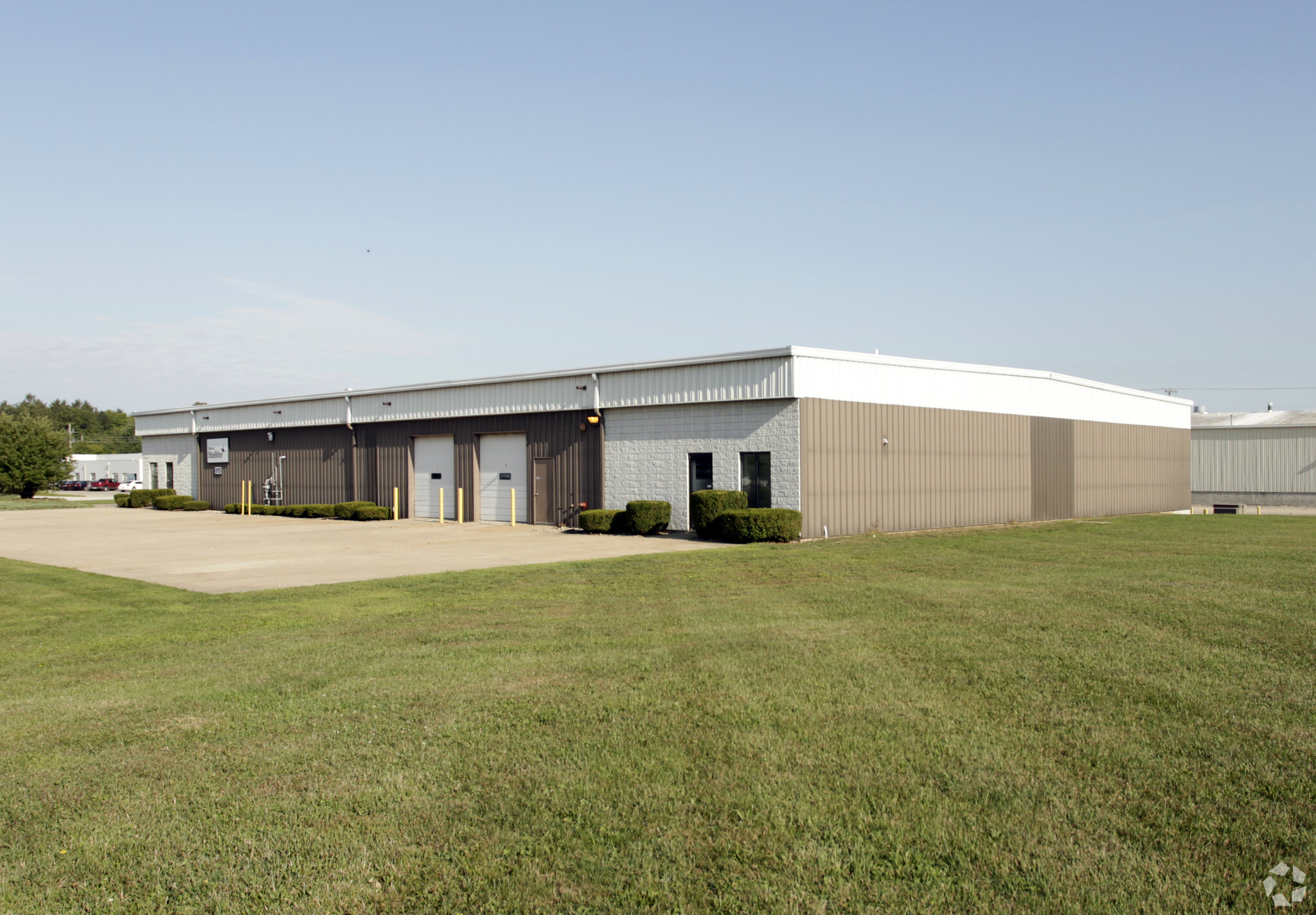 815 Eisenhower Dr, Goshen, IN à louer Photo principale– Image 1 sur 3