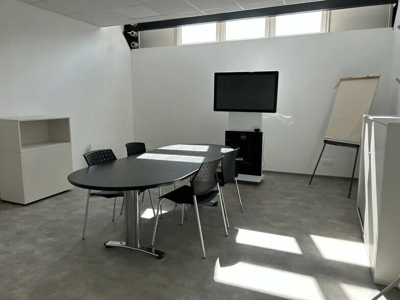 Bureau dans Maxéville à vendre - Photo de l’immeuble – Image 2 sur 11