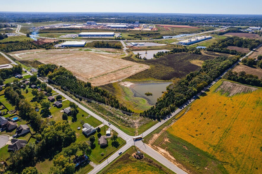 19B International Blvd, Clarksville, TN à vendre - Photo de l’immeuble – Image 1 sur 5