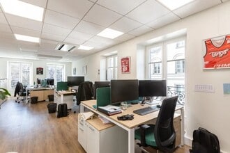 Espace de coworking dans Paris à louer Photo intérieure– Image 1 sur 12