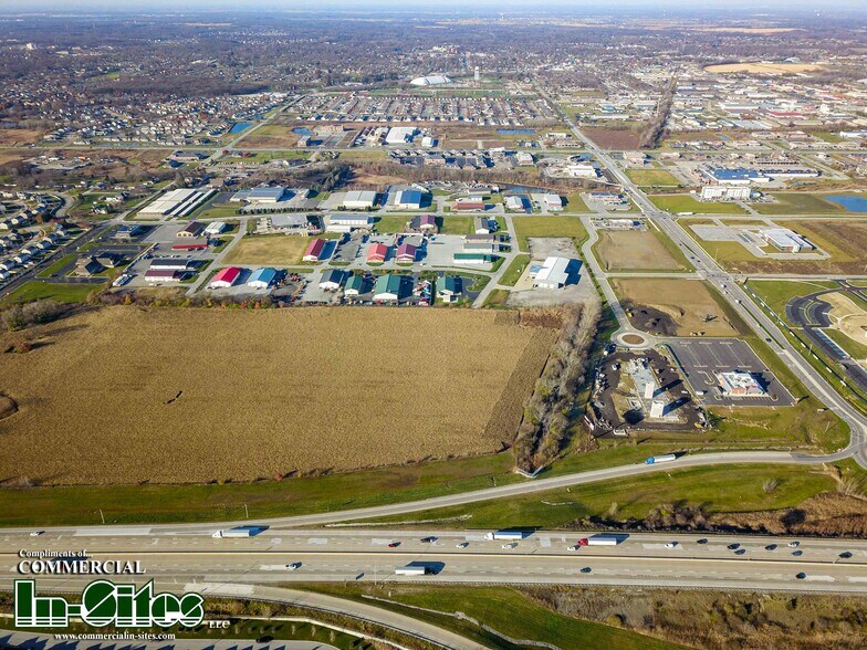 11040 Broadway St, Crown Point, IN à vendre - Photo de l’immeuble – Image 3 sur 4