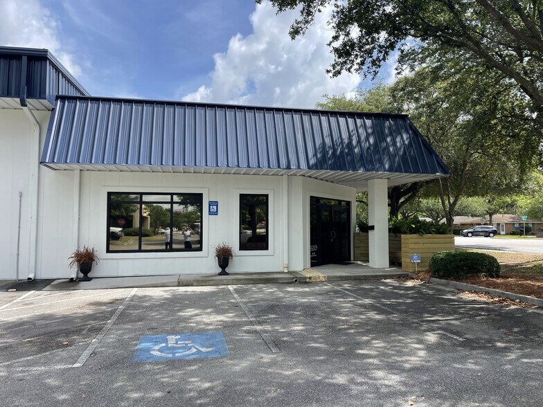 8115 Waters Ave, Savannah, GA à vendre - Photo de l’immeuble – Image 3 sur 30