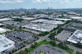 Plus de détails pour 50 Hartz Way, Secaucus, NJ - Industriel/Logistique à louer
