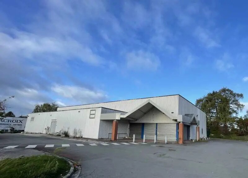 Local commercial dans Saint-Quentin à louer - Photo de l’immeuble – Image 1 sur 2