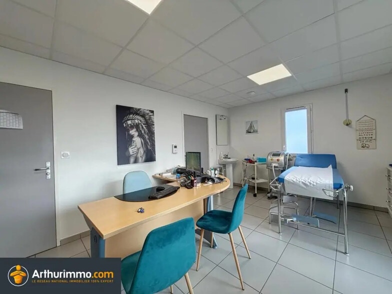 135 Rue Des Noyers, Meyrié à vendre - Photo de l’immeuble – Image 3 sur 10