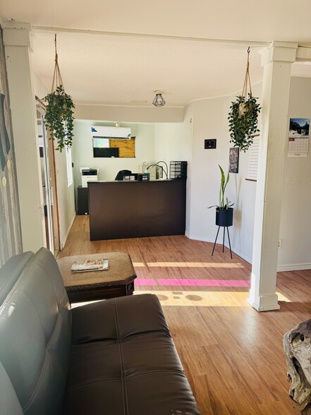 300 Aspen ln, Van, TX à vendre - Photo de l’immeuble – Image 3 sur 18