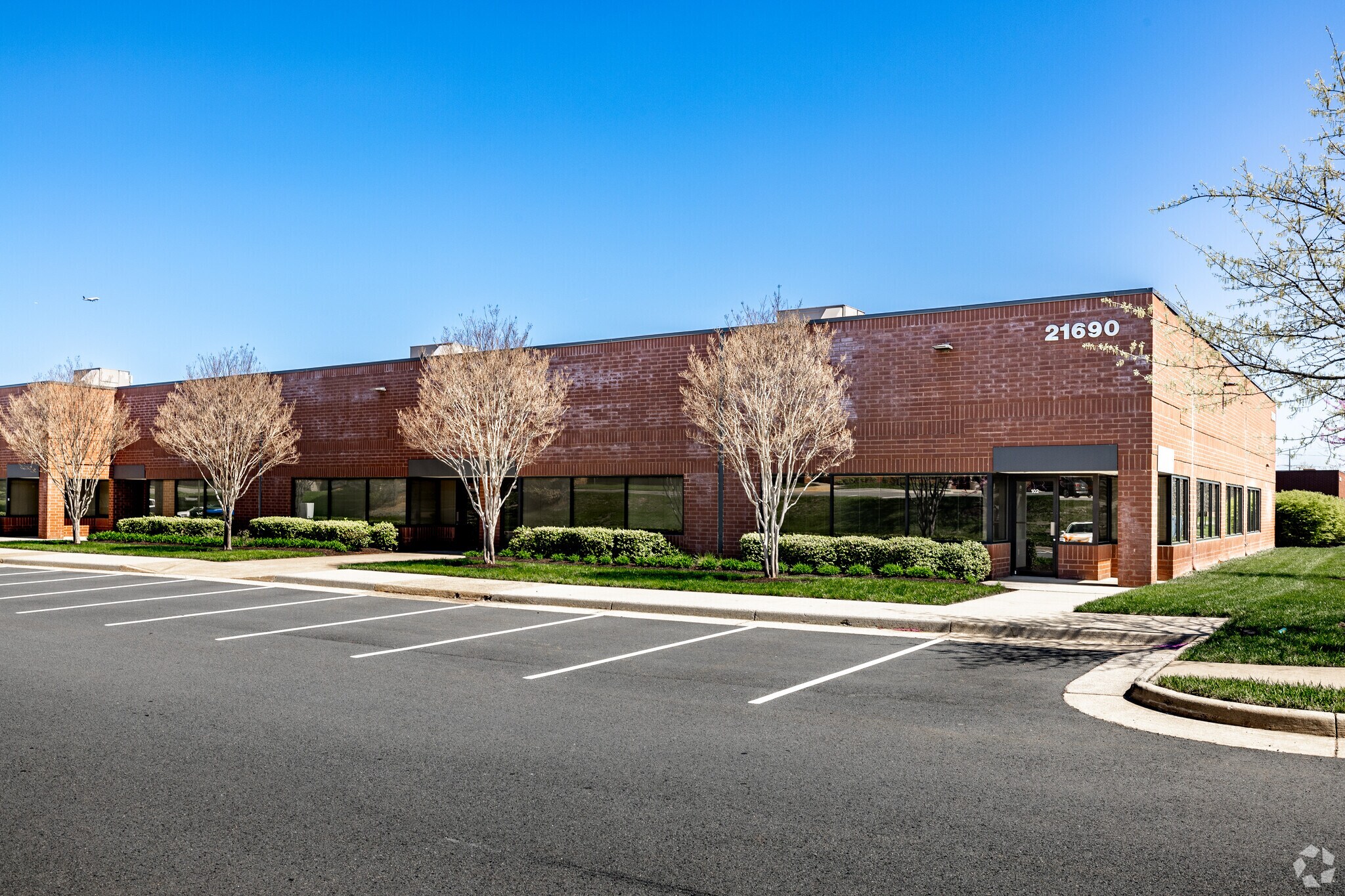 21690 Red Rum Dr, Ashburn, VA à louer Photo principale– Image 1 sur 5