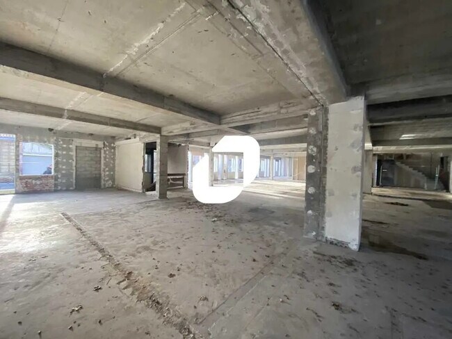 Plus de détails pour Local commercial à vendre