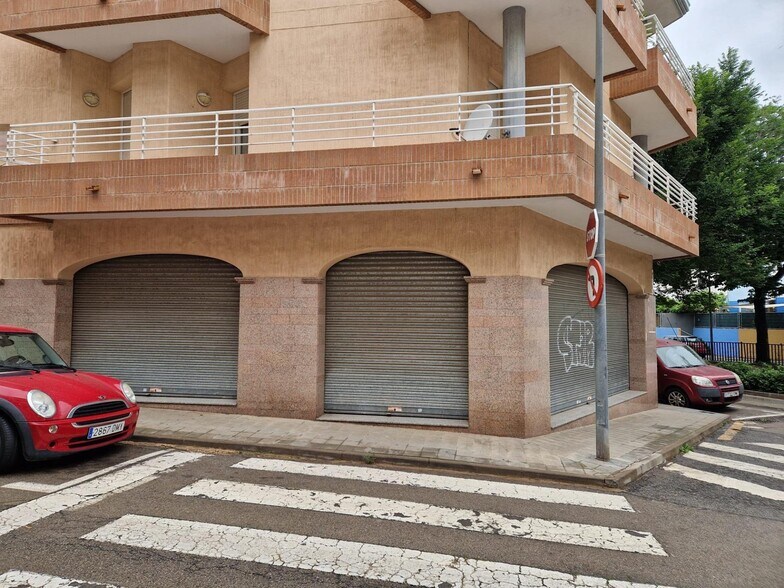 Immeuble residentiel dans Roses, Gerona à vendre - Photo principale – Image 1 sur 4