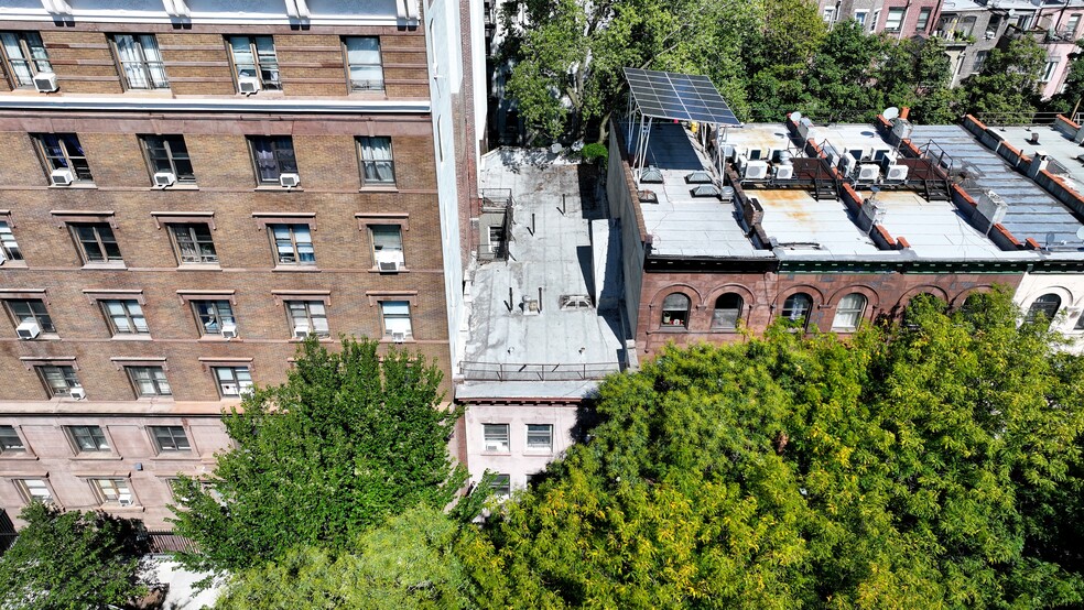 539 W 148th St, New York, NY à vendre - Photo de l’immeuble – Image 3 sur 5