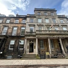 16 Rutland Sq, Edinburgh à louer Photo de l’immeuble– Image 2 sur 2