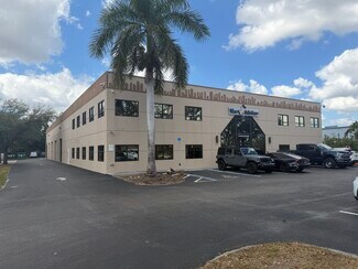 Plus de détails pour 12120 Metro Pky, Fort Myers, FL - Industriel/Logistique à vendre