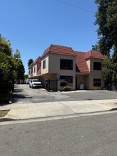 851 Del Mar Ave, San Jose, CA à louer Photo de l’immeuble– Image 2 sur 8