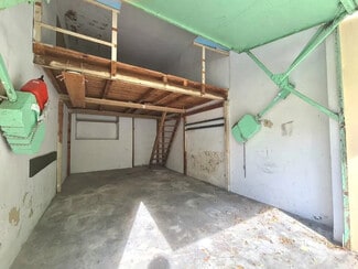 Plus de détails pour Industriel/Logistique à louer