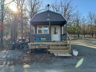 Plus de détails pour 768 135th Rd, Wilburton, OK - Spécialisé à vendre