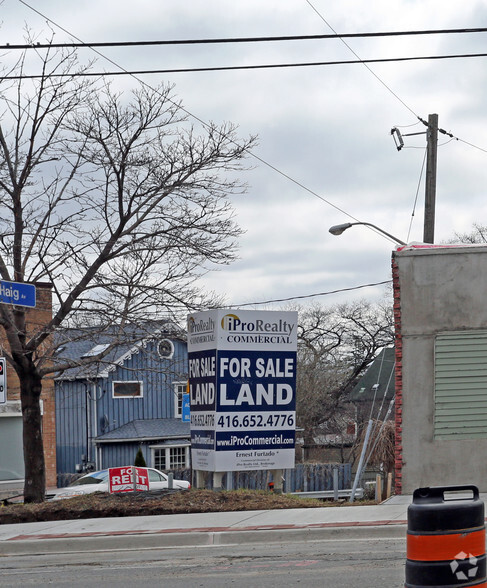 1417 Kingston Rd, Toronto, ON à vendre - Photo de l’immeuble – Image 3 sur 4