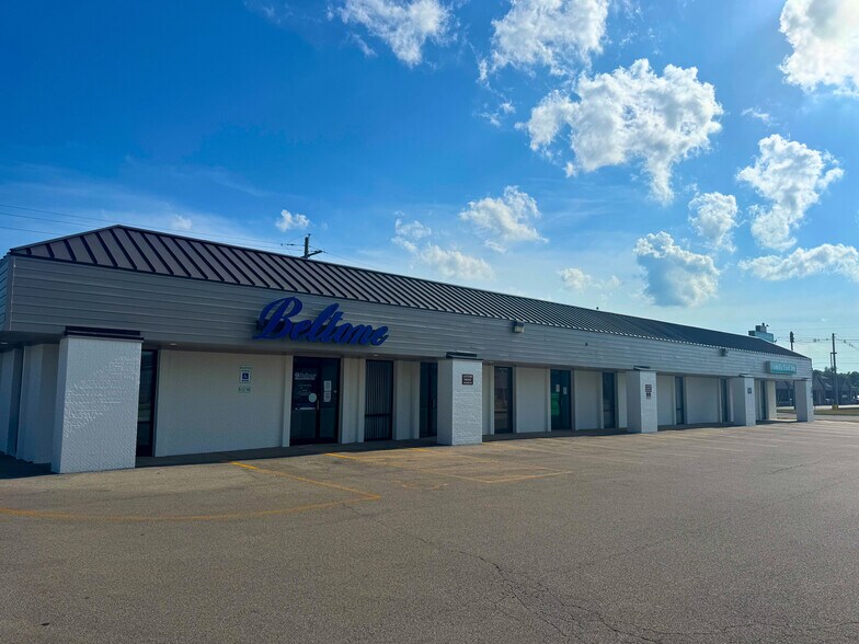 2980 N Main St, Decatur, IL à louer - Photo de l’immeuble – Image 3 sur 12