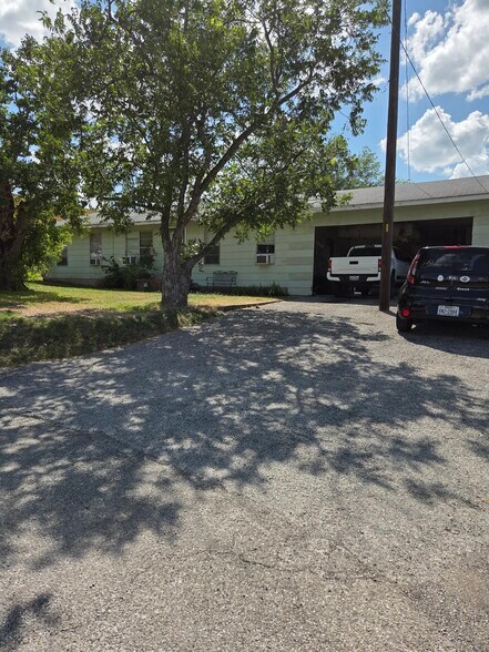10700 Joseph Clayton Dr, Austin, TX à vendre - Photo principale – Image 1 sur 8