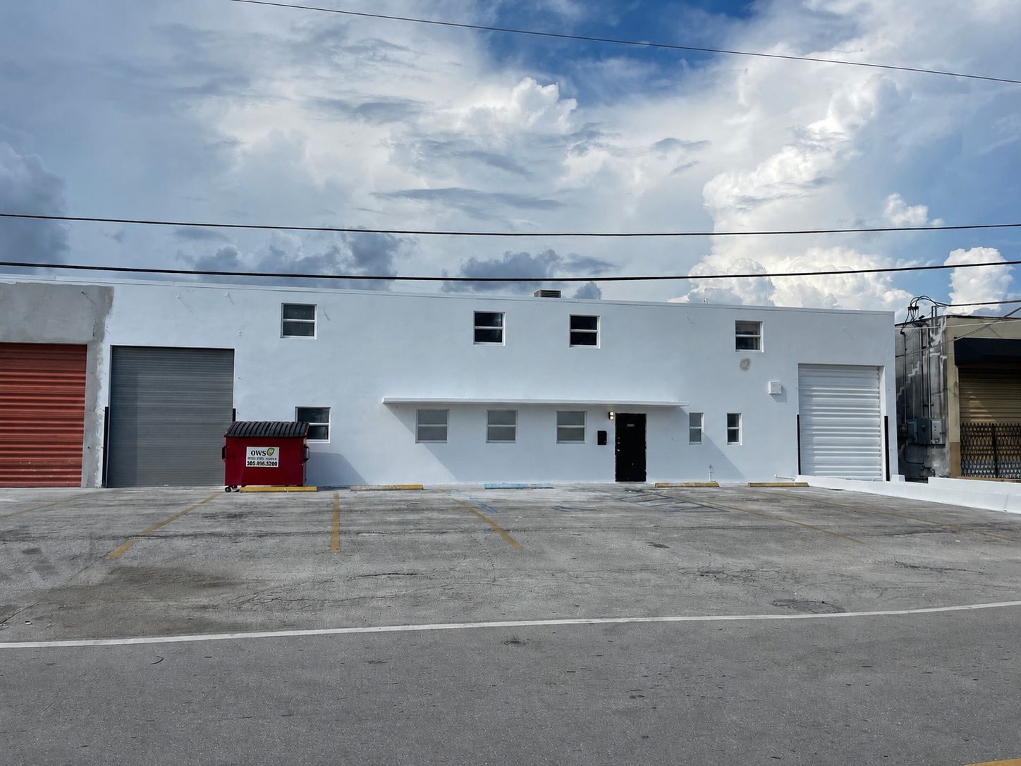 1705-1707 W 32nd Pl, Hialeah, FL à louer Photo de l’immeuble– Image 1 sur 10