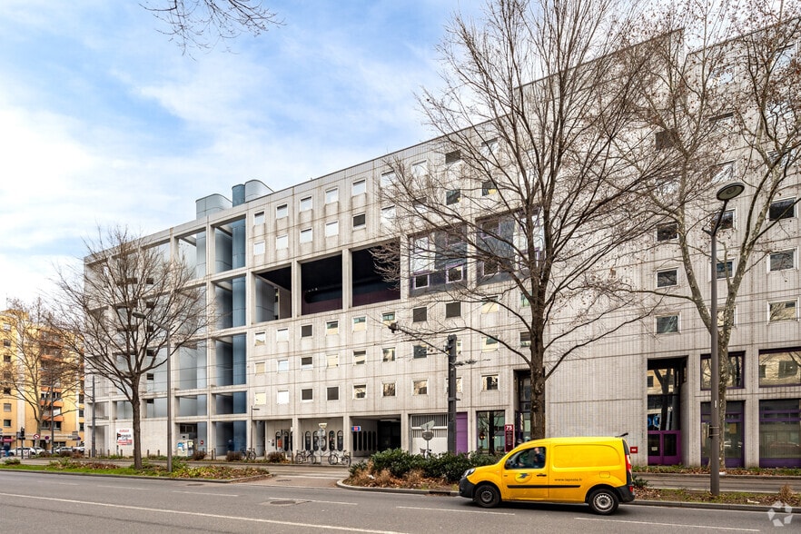 Bureau dans Lyon à louer - Photo de l’immeuble – Image 3 sur 4