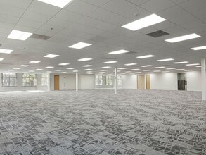 680 N McCarthy Blvd, Milpitas, CA à louer Photo intérieure– Image 1 sur 14