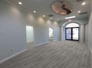 11535 Carmel Commons Blvd, Charlotte, NC à louer Photo intérieure– Image 2 sur 7