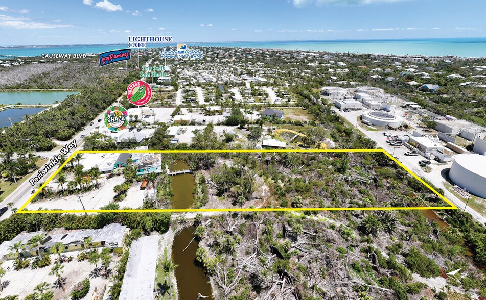 1223 Periwinkle Way, Sanibel, FL à vendre - Aérien – Image 3 sur 7