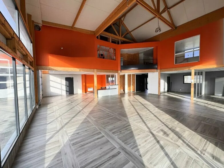 Local commercial dans Guérande à louer - Photo de l’immeuble – Image 1 sur 4