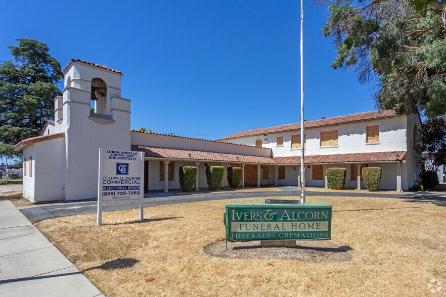 901 W Main St, Merced, CA à vendre - Photo principale – Image 1 sur 2