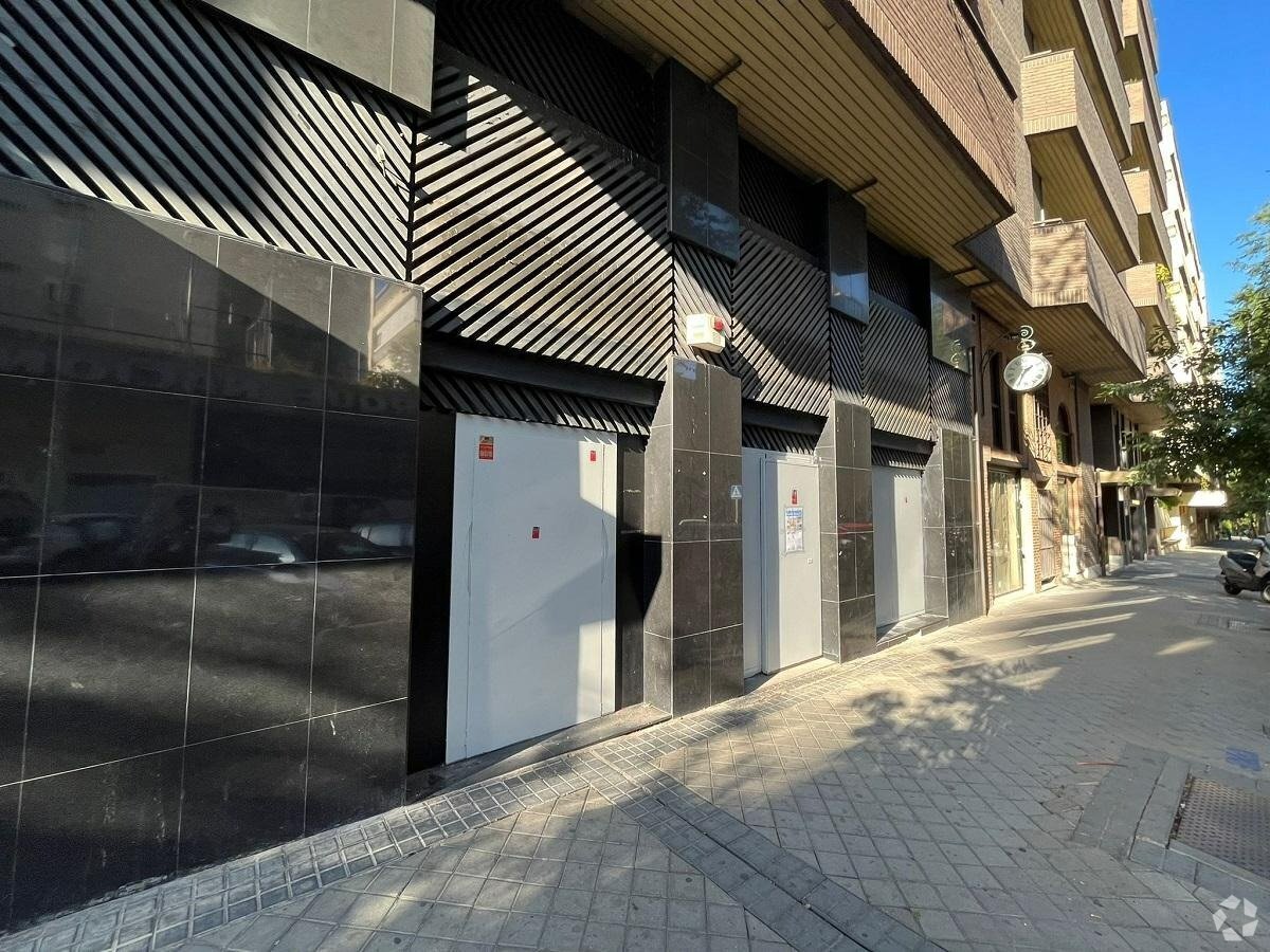 Immeuble residentiel dans Madrid, Madrid à vendre Photo intérieure– Image 1 sur 2