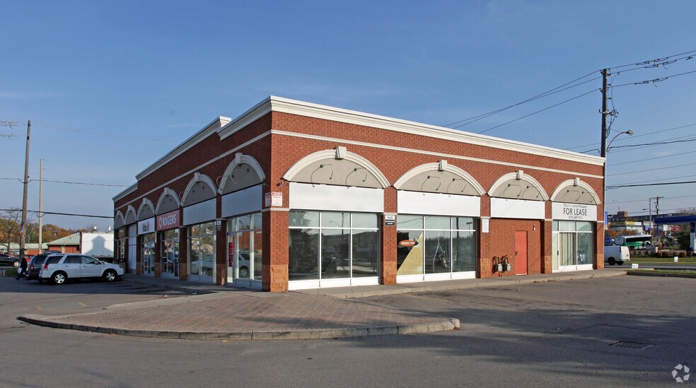 1549 Dundas St E, Whitby, ON à louer - Photo de l’immeuble – Image 2 sur 3