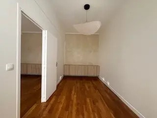 Bureau dans Paris à louer - Photo de l’immeuble – Image 2 sur 7