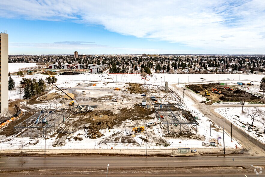 122 51 Av NW, Edmonton, AB à louer - Aérien – Image 2 sur 2
