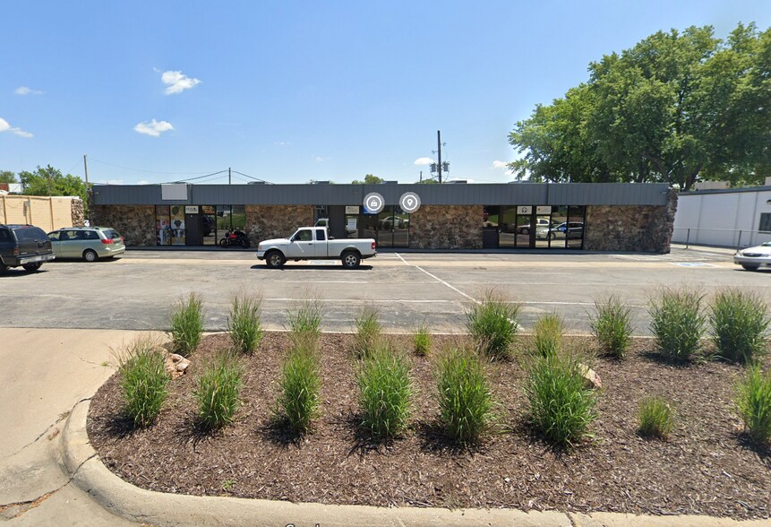 3015 Menke Cir, Omaha, NE à louer - Photo de l’immeuble – Image 2 sur 10