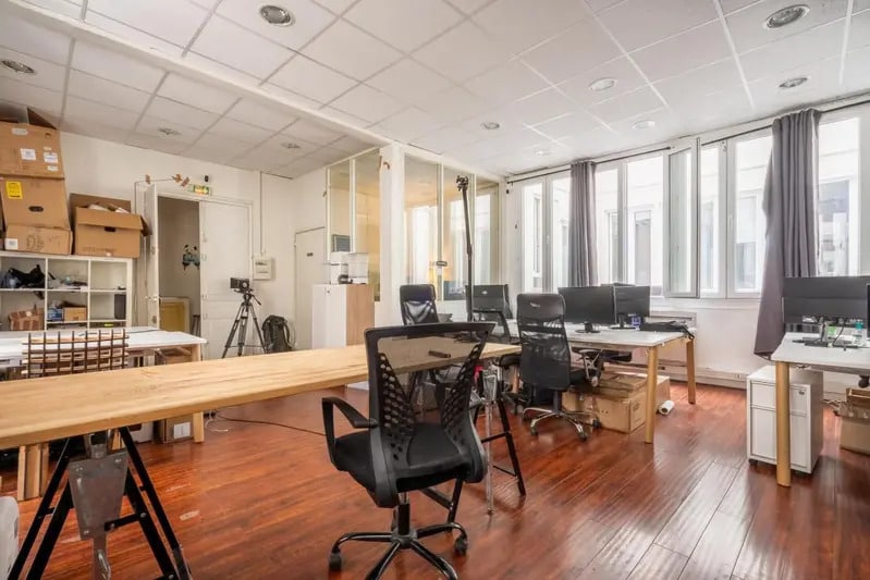 40 Rue Du Chateau D'Eau, Paris à louer - Photo de l’immeuble – Image 2 sur 10