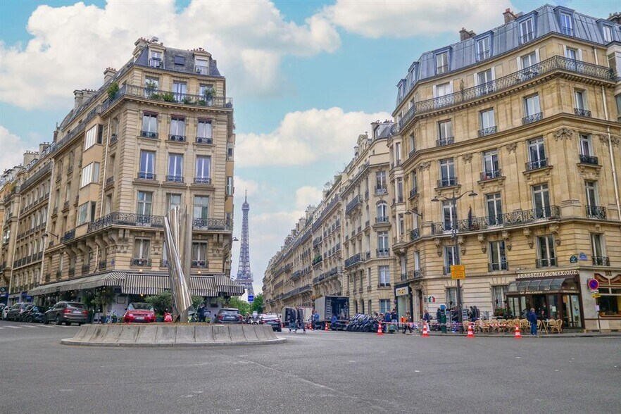 Local commercial dans Paris à louer - Photo de l’immeuble – Image 1 sur 5