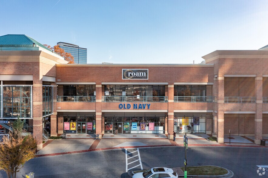 1121-1181 Hammond Dr NE, Atlanta, GA à louer - Photo de l’immeuble – Image 3 sur 4