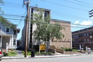 Plus de détails pour 1423 Chapel St, New Haven, CT - Bureau/Médical à louer
