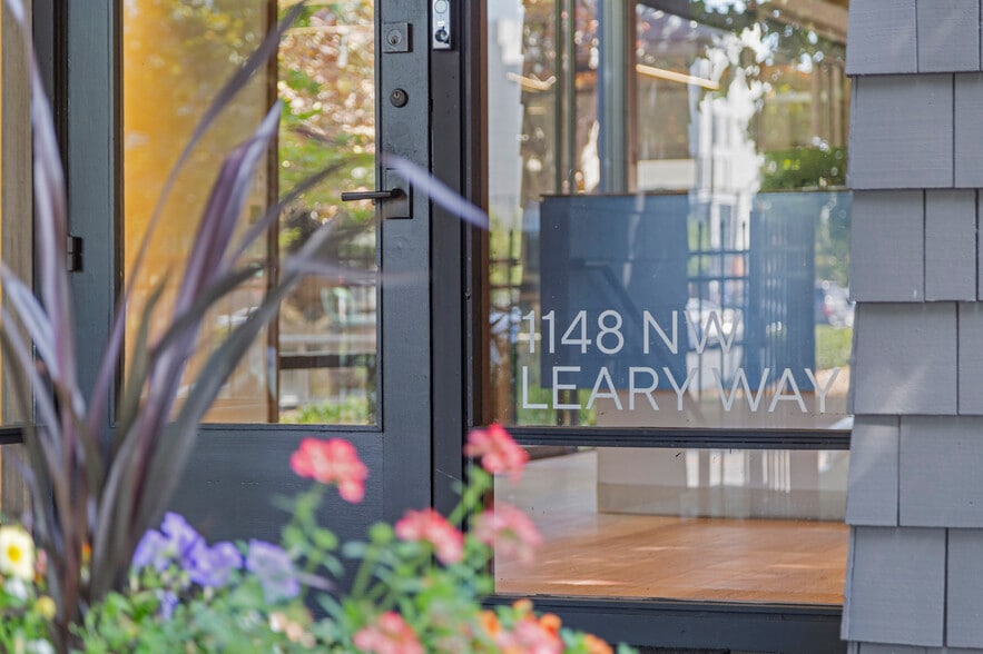 1148 NW Leary Way, Seattle, WA à louer - Photo de l’immeuble – Image 1 sur 11