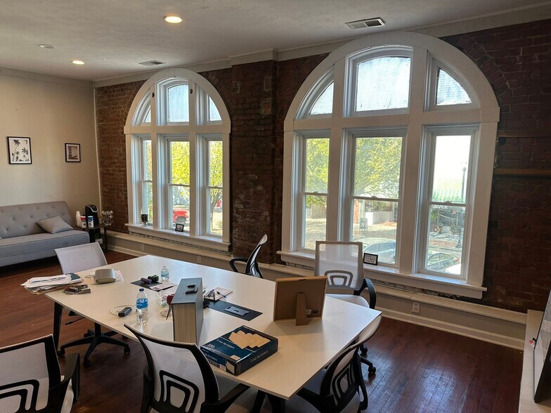 117 Broad St, Kingsport, TN à louer - Photo intérieure – Image 3 sur 10