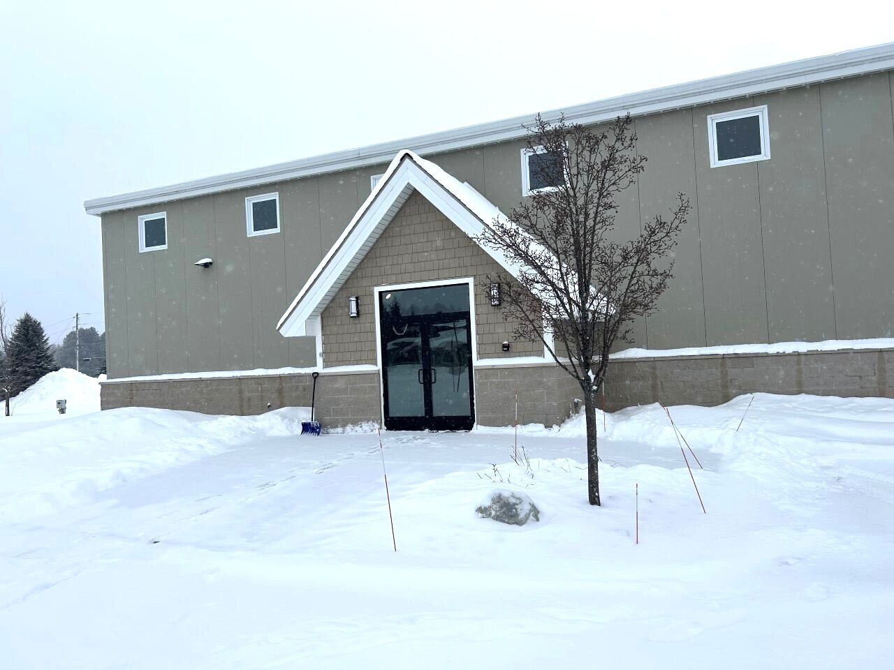 4975 E Traverse Hwy, Traverse City, MI à louer Photo principale– Image 1 sur 32