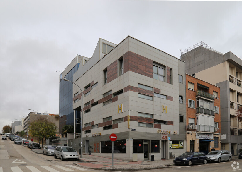 Calle Albasánz, 45, Madrid, Madrid à vendre - Photo de l’immeuble – Image 2 sur 2