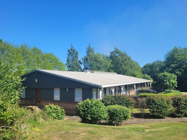 Pitreavie Dr, Dunfermline à louer - Photo de l’immeuble – Image 3 sur 3