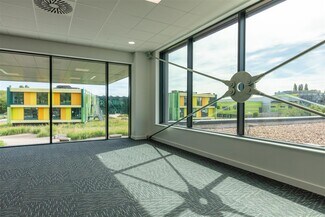 Plus de détails pour University Blvd, Nottingham - Bureau à louer