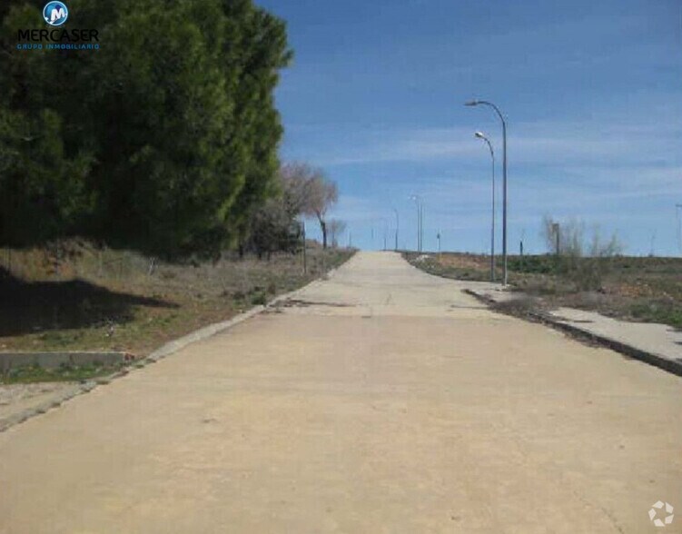 Terrain dans El Casar, Guadalajara à vendre - Photo de l’immeuble – Image 2 sur 3