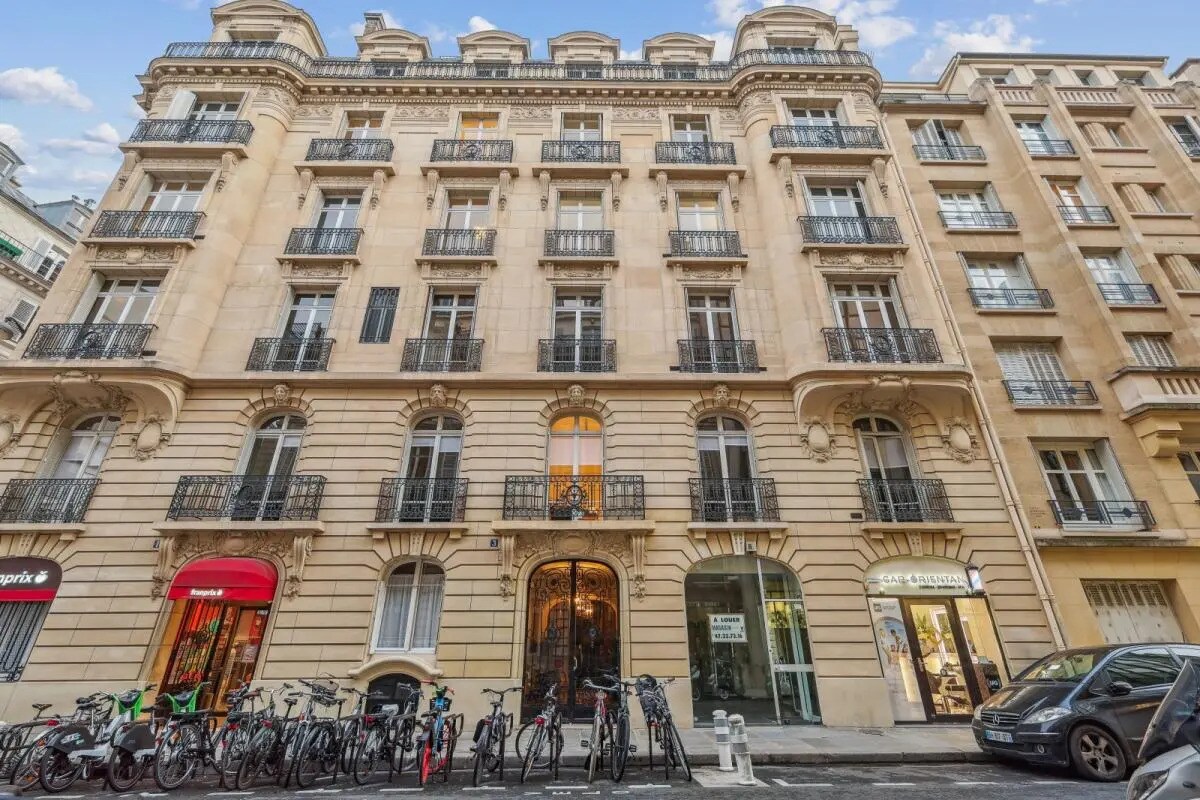 Bureau dans Paris à louer Photo de l’immeuble– Image 1 sur 7