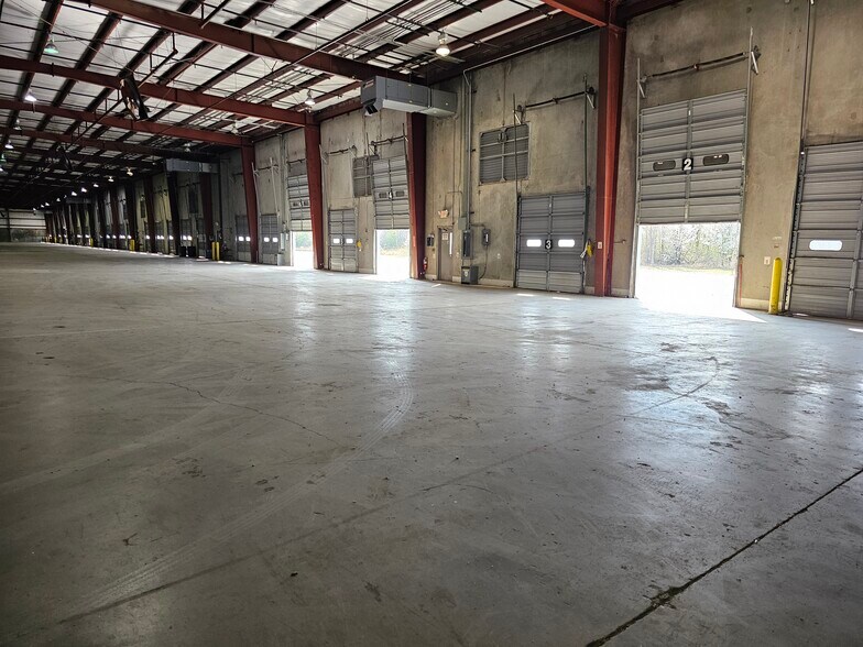 4270 Chrysler Dr, Memphis, TN à louer - Photo intérieure – Image 3 sur 11