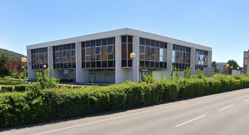 Bureau dans Besancon à vendre - Photo de l’immeuble – Image 2 sur 4