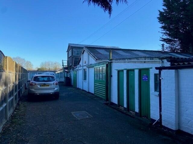 Hathersham Close, Smallfield à vendre - Photo de l’immeuble – Image 2 sur 7