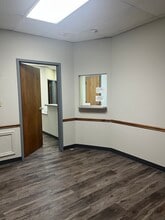 3915 Watson Rd, Saint Louis, MO à louer Photo intérieure– Image 2 sur 6